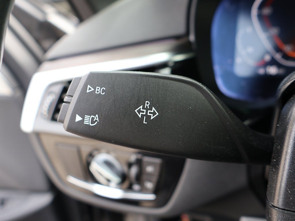 Used 2023 BMW 540i w/ M Sport Package image 47