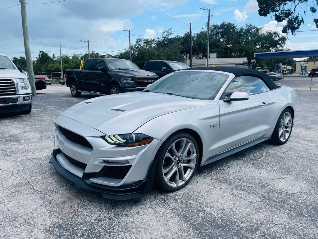 Used 2019 Ford Mustang GT Premium w/ Equipment Group 401A RWD image 10