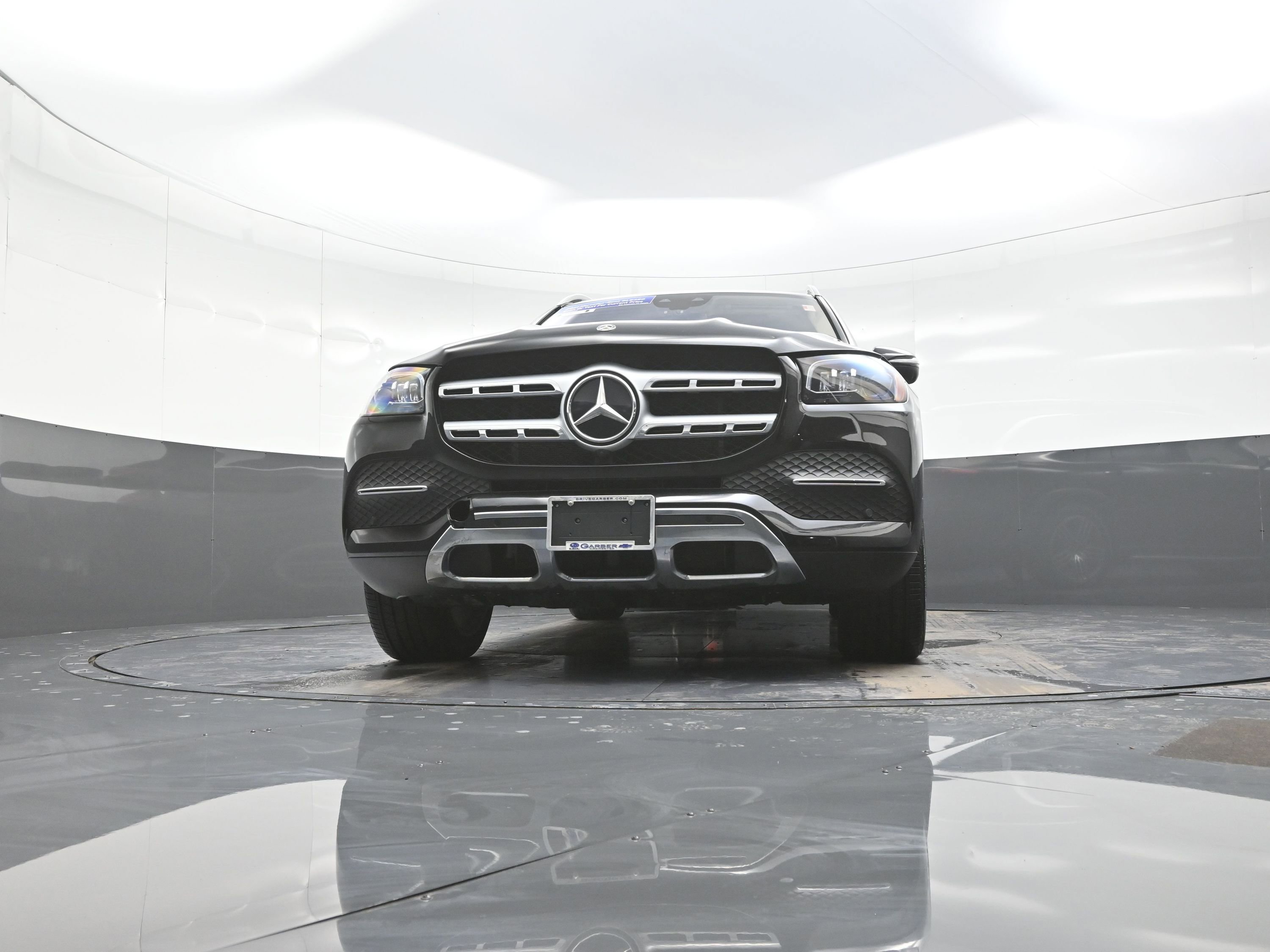 Used 2021 Mercedes-Benz GLS 450 4MATIC image 10