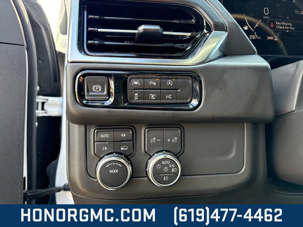 Used 2025 GMC Yukon Denali image 13