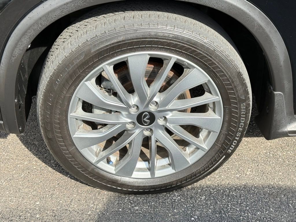 Certified 2023 INFINITI QX50 Luxe AWD/4WD image 7