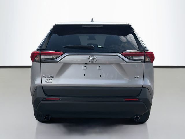Used 2023 Toyota RAV4 LE image 4