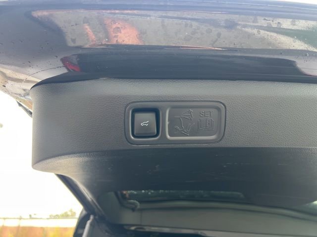 Used 2023 Ford Expedition Platinum AWD/4WD image 16