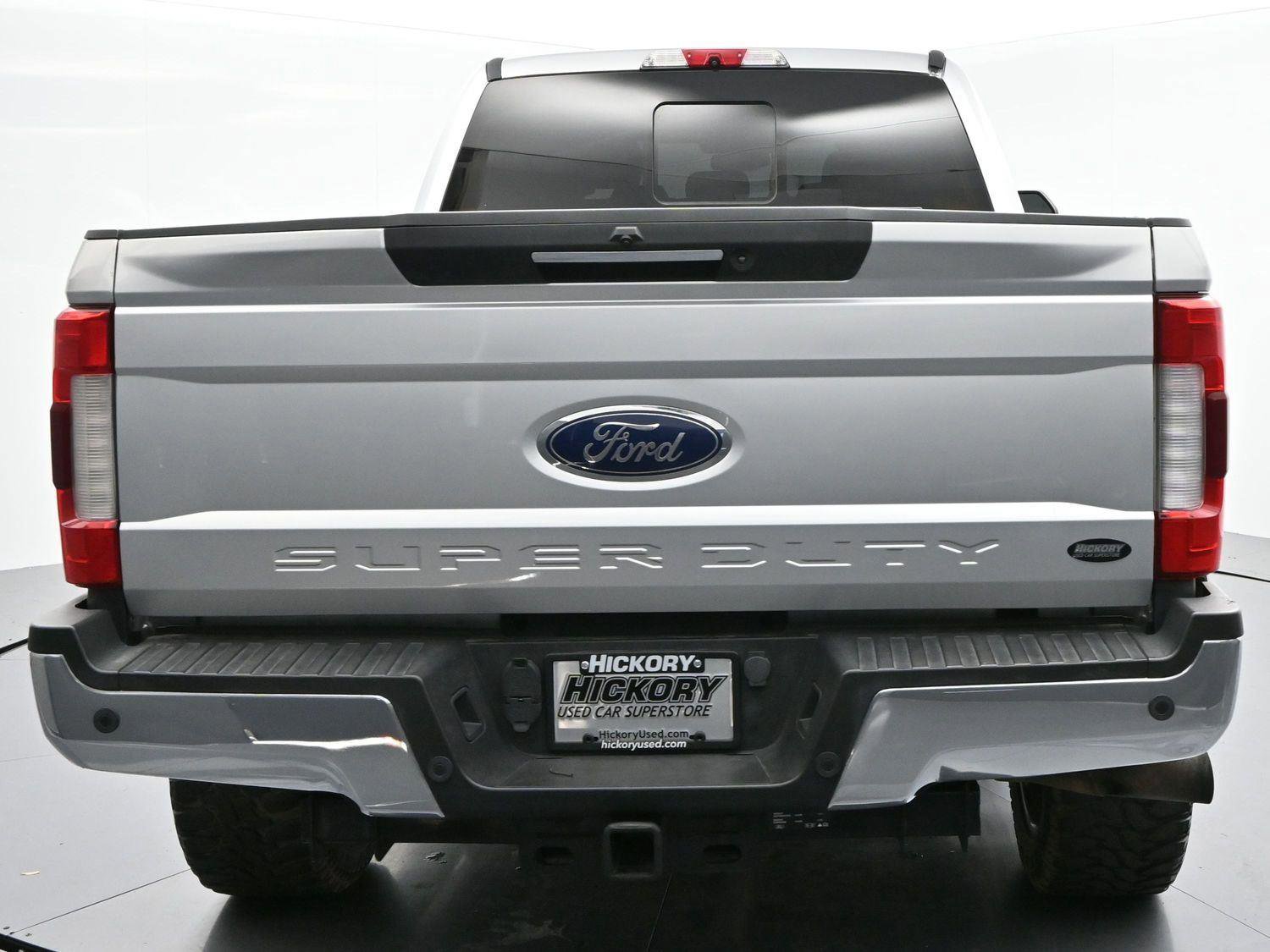 Used 2019 Ford F250 Lariat w/ Lariat Ultimate Package image 6