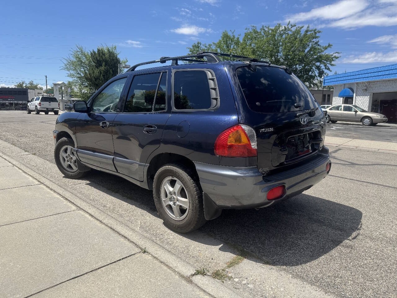 Used 2004 Hyundai Santa Fe GLS AWD/4WD image 13