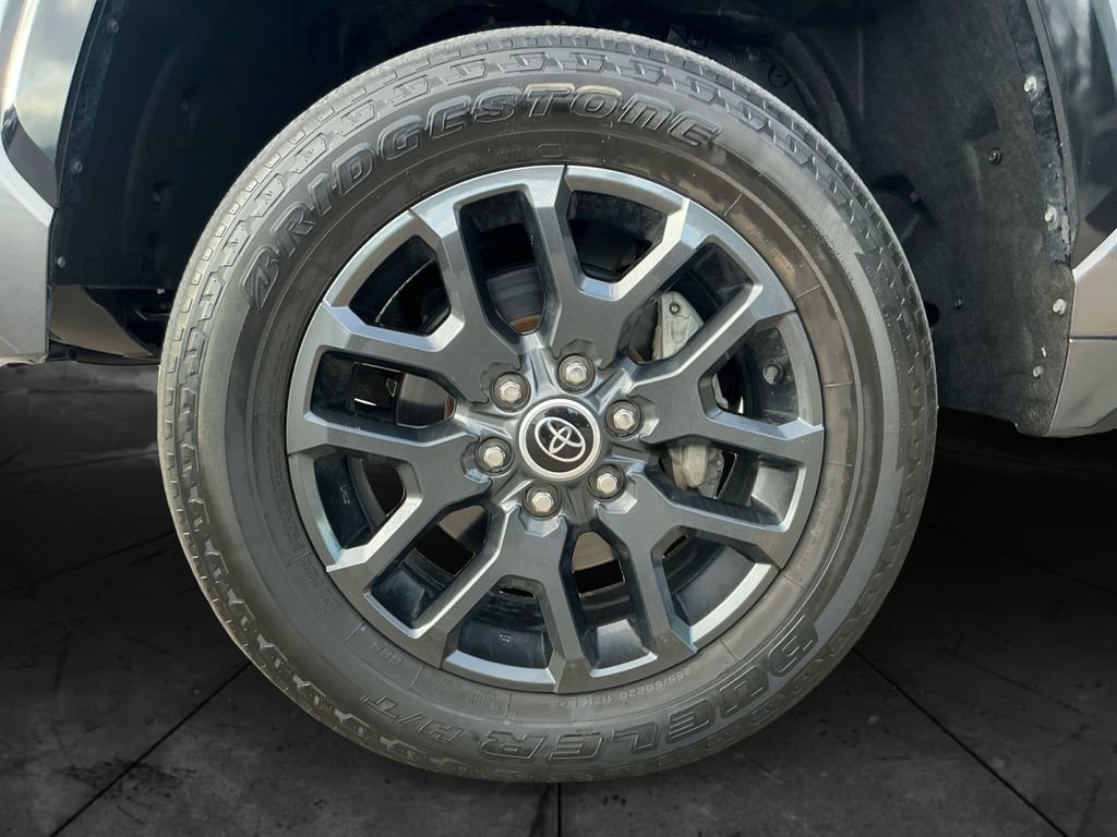 Used 2023 Toyota Tundra Platinum image 15