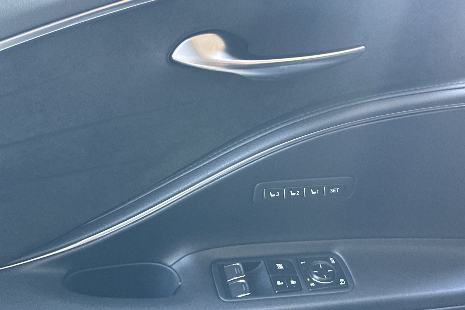 Used 2018 Lexus LC 500 Coupe w/ Sport Package RWD image 14