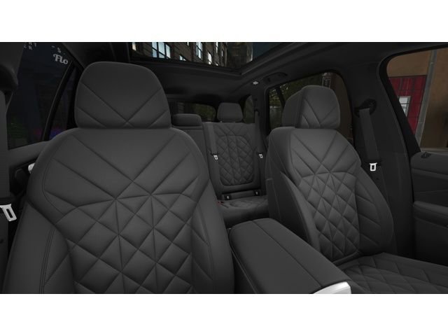 New 2026 BMW X5 M60i w/ Climate Comfort Package image 11