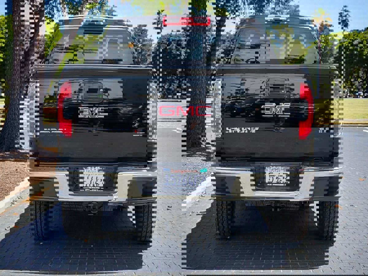 Used 2018 GMC Canyon SLE w/ SLE Convenience Package image 6