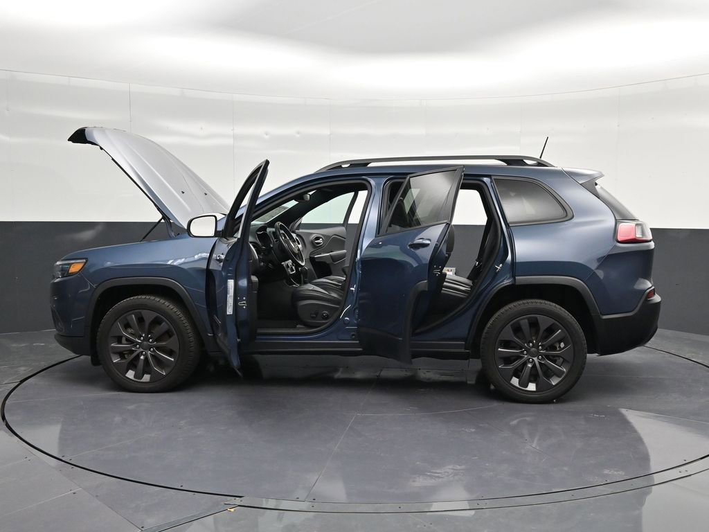 Used 2021 Jeep Cherokee Latitude Lux 80th Anniv w/ Quick Order Package 26U 80TH image 16