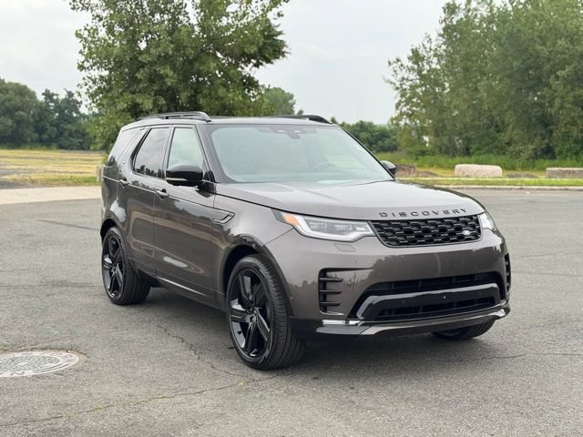 Used 2025 Land Rover Discovery Dynamic SE AWD/4WD image 7