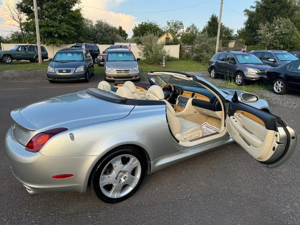 Used 2005 Lexus SC 430 Convertible image 13