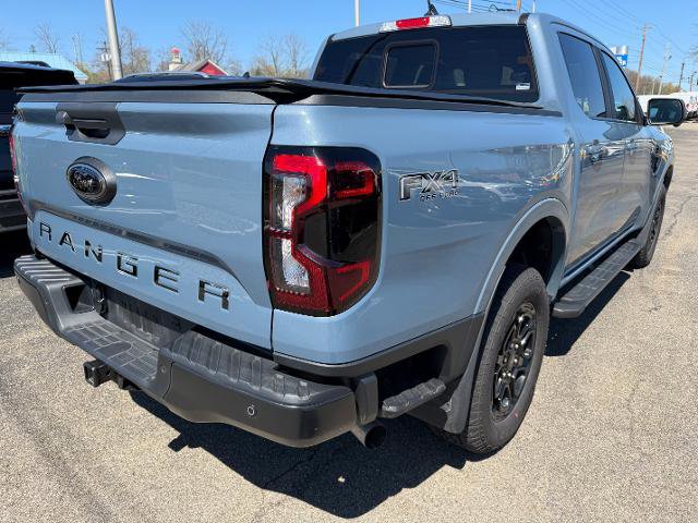 Certified 2025 Ford Ranger Lariat w/ FX4 Off-Road Package AWD/4WD image 2