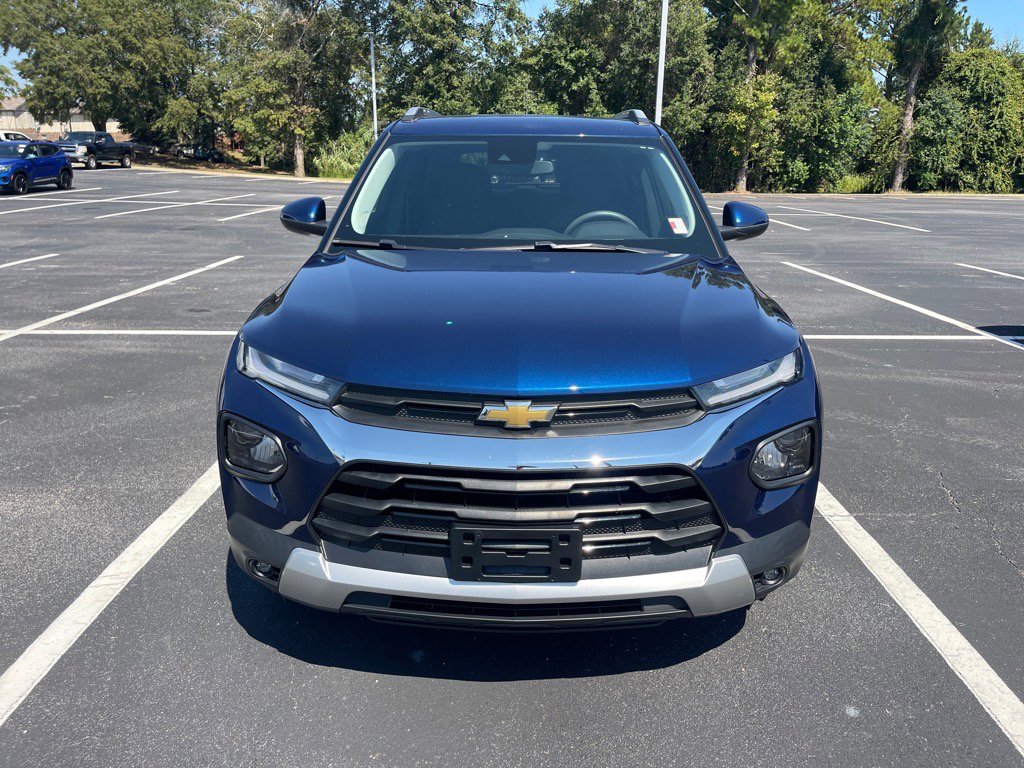 Used 2023 Chevrolet TrailBlazer LT image 2