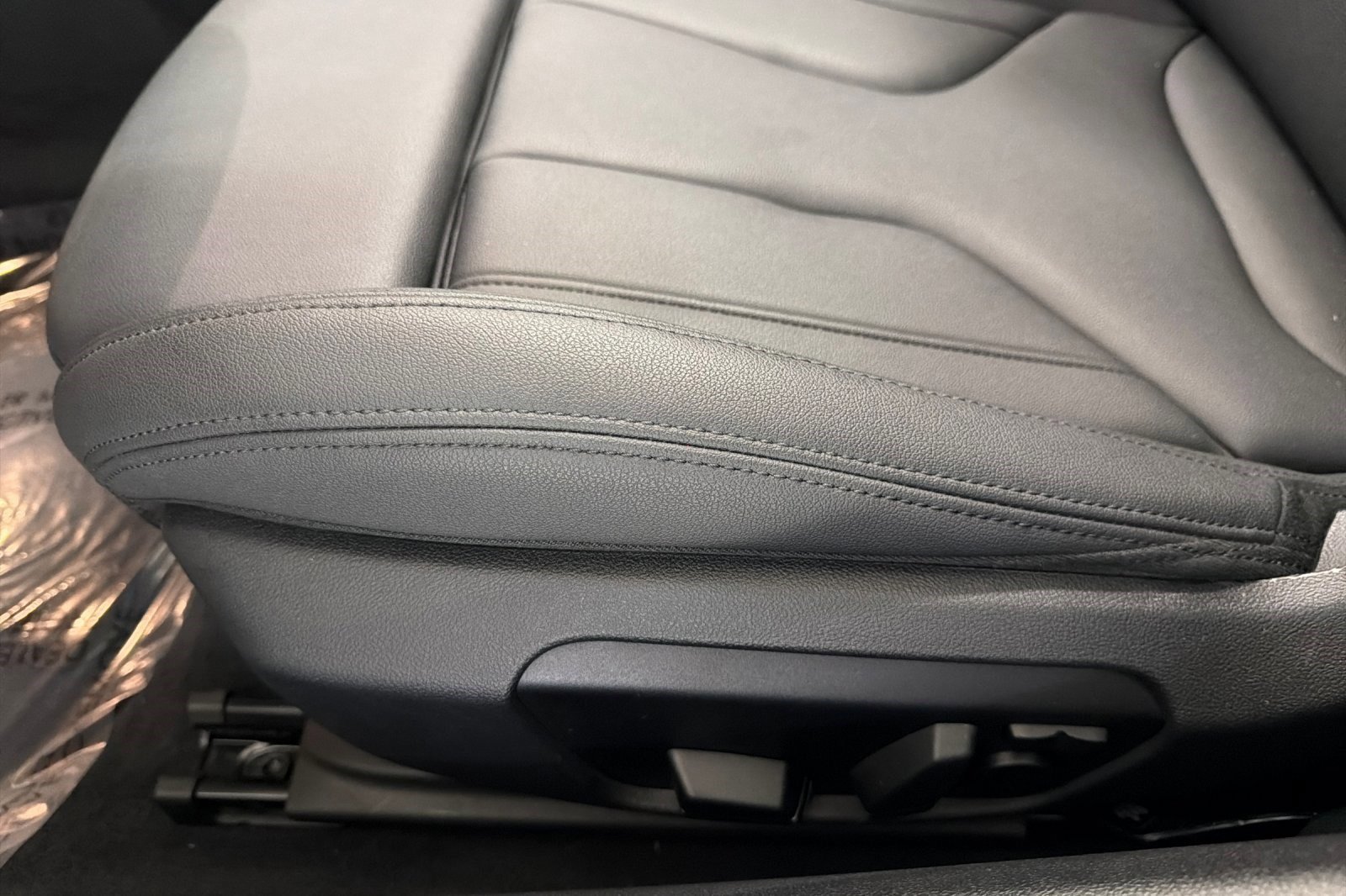 Used 2019 BMW Z4 sDrive30i w/ M Sport Package image 15