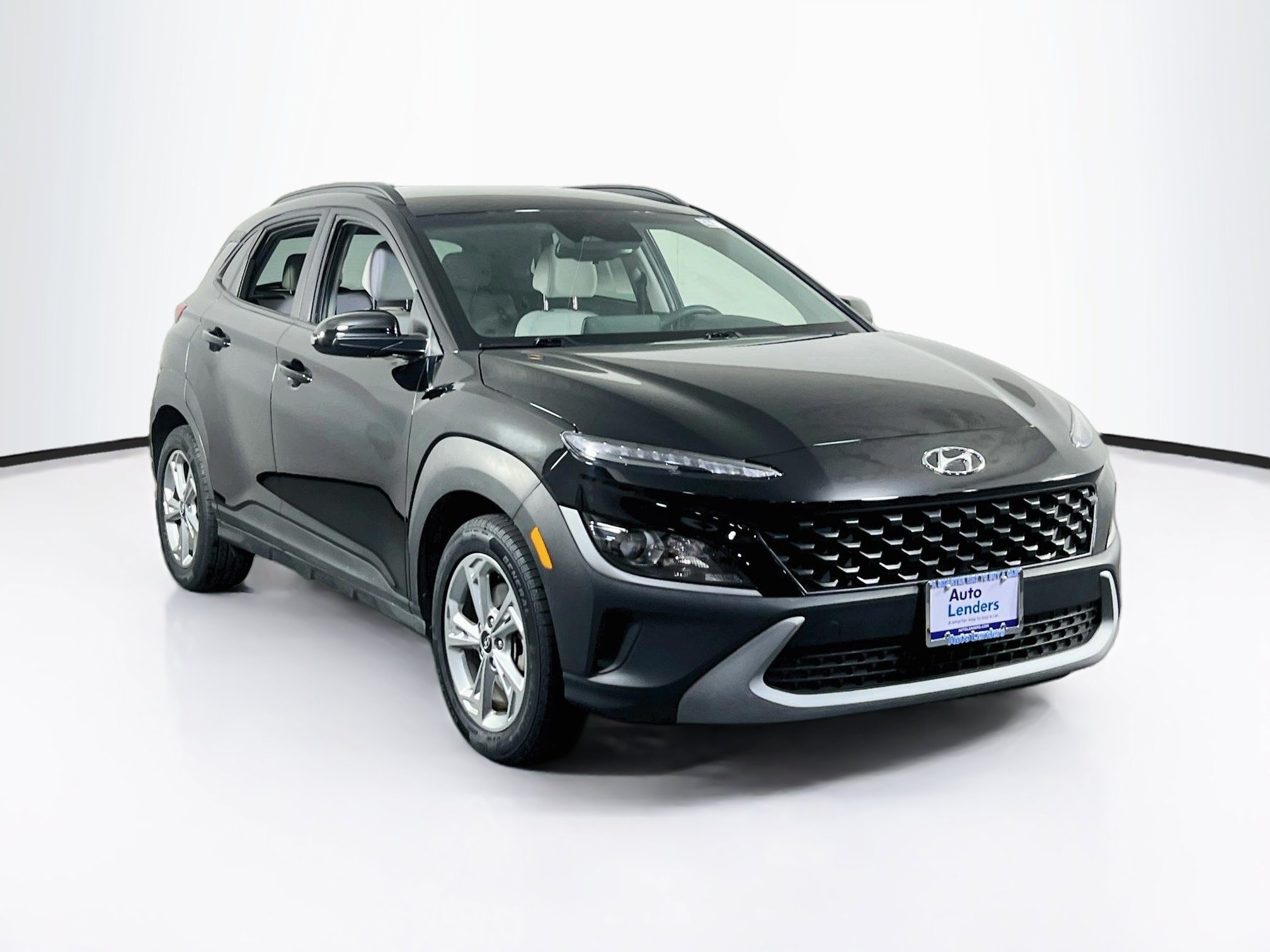 Used 2023 Hyundai Kona SEL w/ Cargo Package AWD/4WD image 3
