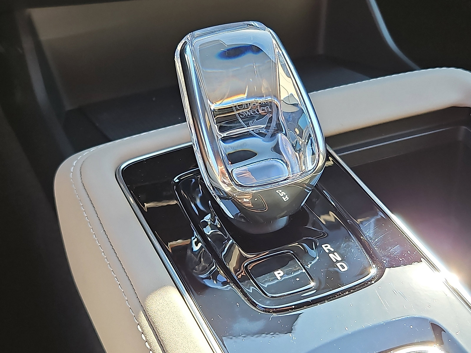 New 2026 Volvo XC90 B6 Plus w/ Protection Package Premier image 13