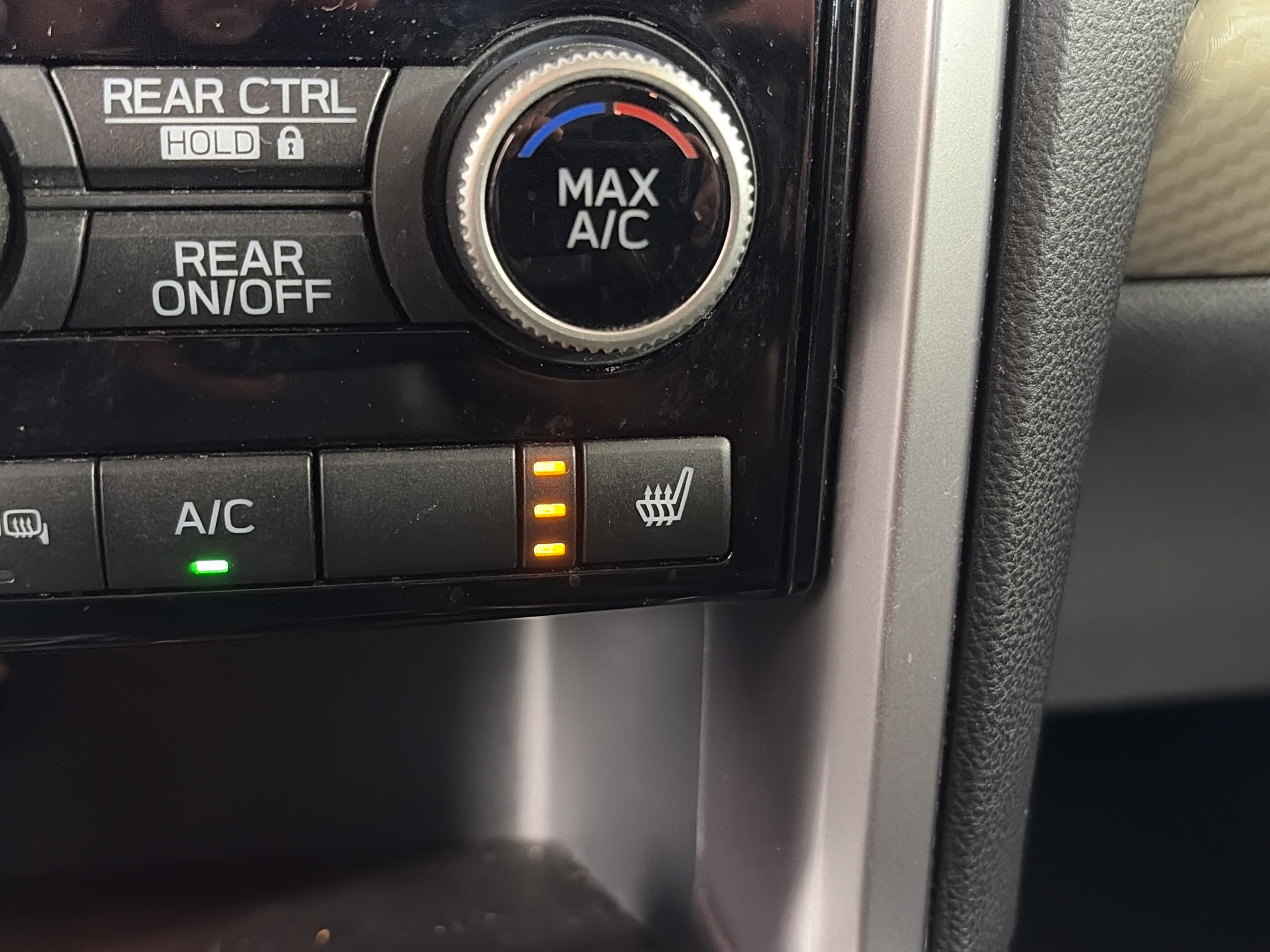 Used 2019 Subaru Ascent Premium w/ Popular Package #4 AWD/4WD image 27