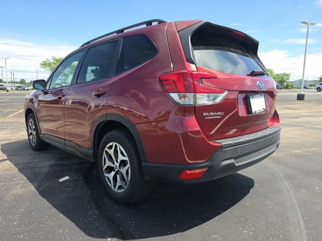 Used 2023 Subaru Forester Premium AWD/4WD image 5