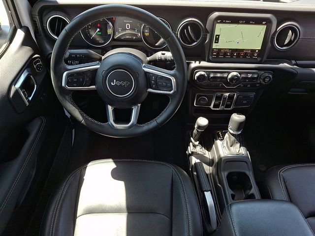 Used 2022 Jeep Wrangler Unlimited Sahara w/ Cold Weather Group AWD/4WD image 11