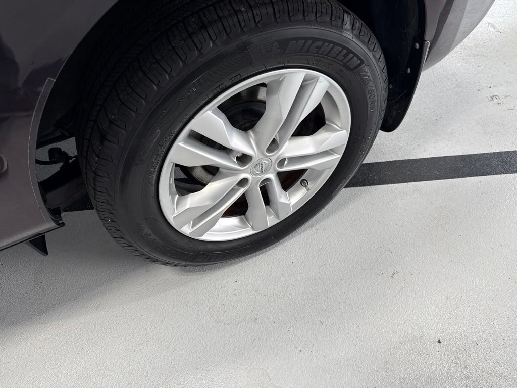 Used 2013 Nissan Rogue SV w/ Premium Pkg AWD/4WD image 10