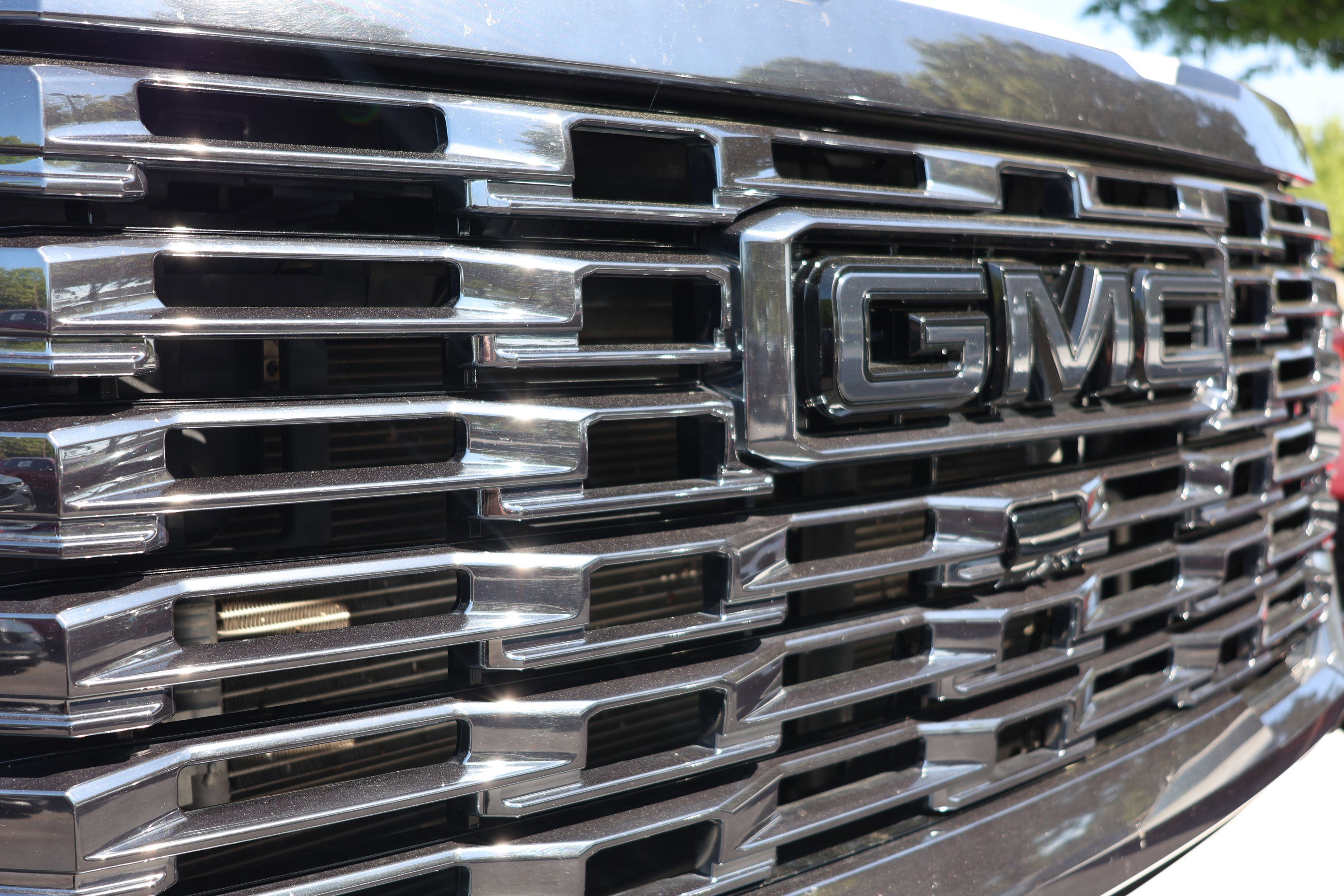 Used 2024 GMC Sierra 2500 Denali Ultimate w/ Snow Plow Prep/Camper Package image 33