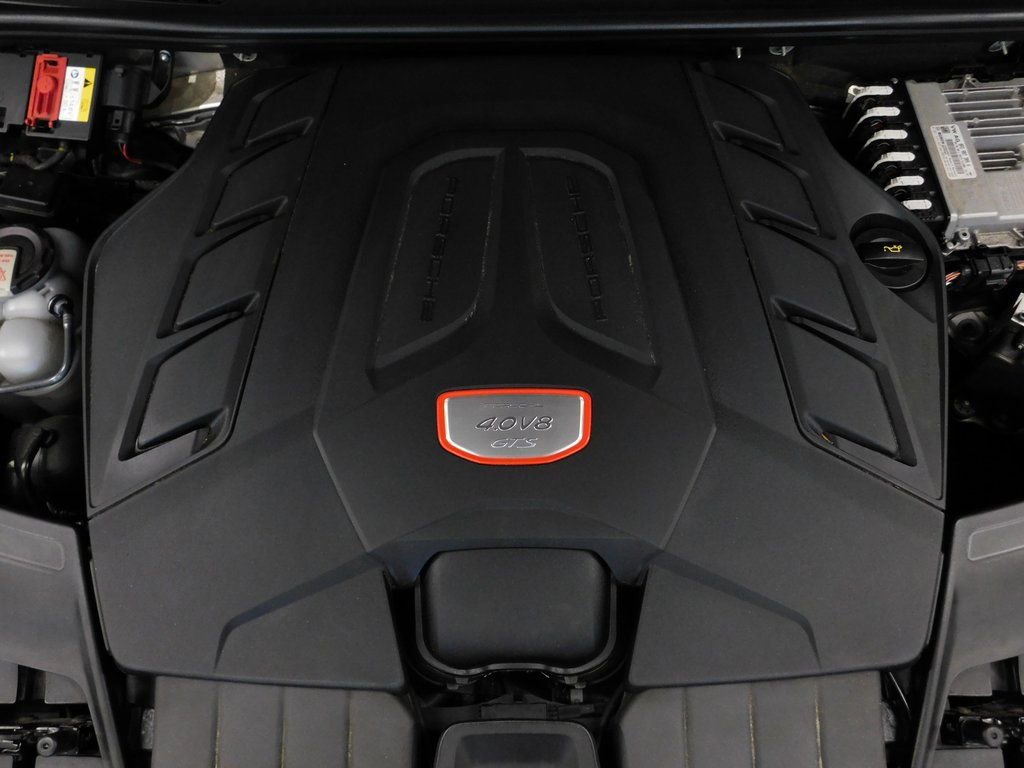 Used 2021 Porsche Cayenne GTS image 16