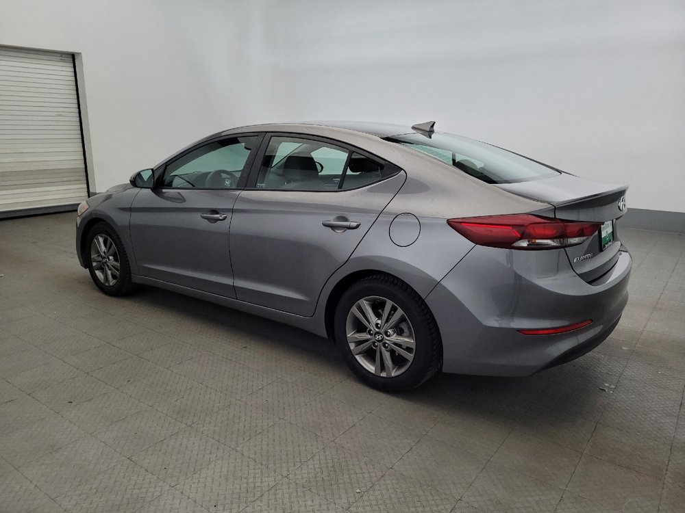 Used 2018 Hyundai Elantra SEL FWD image 3