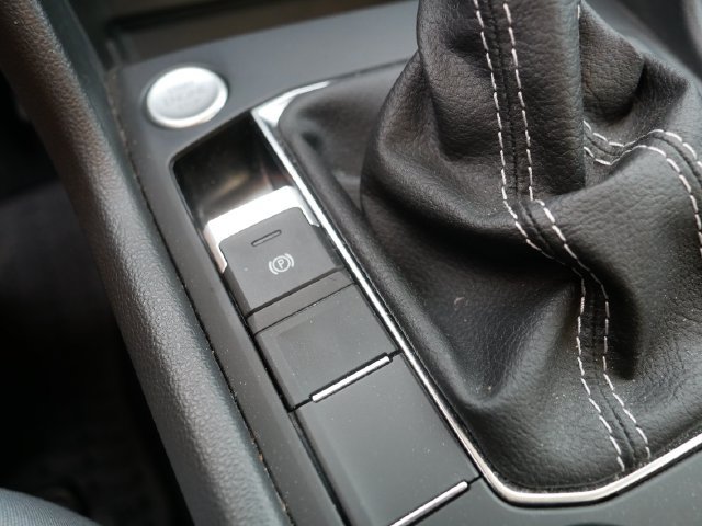 Certified 2022 Volkswagen Taos S AWD/4WD image 31