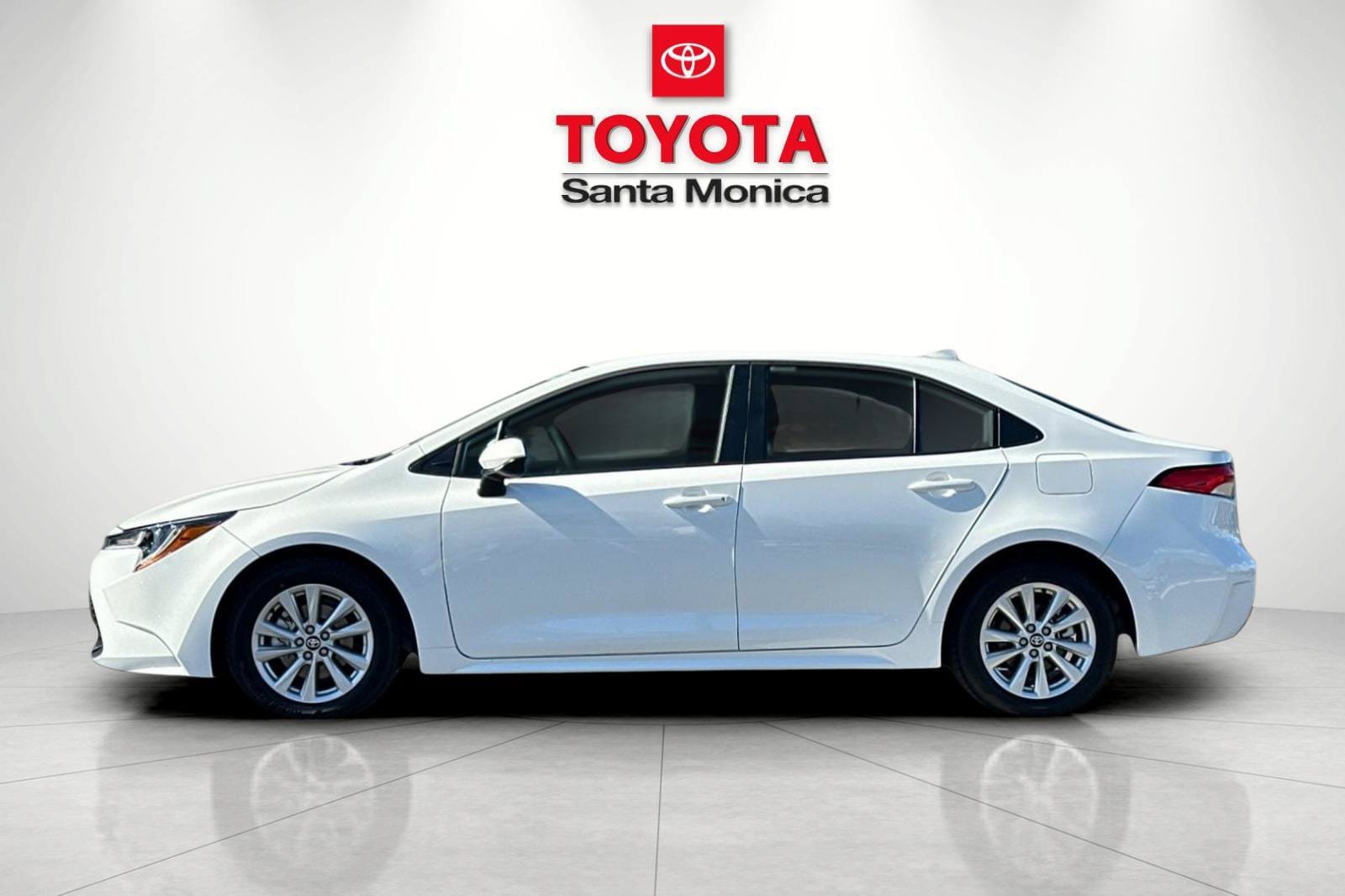 New 2027 Toyota Corolla LE FWD image 8