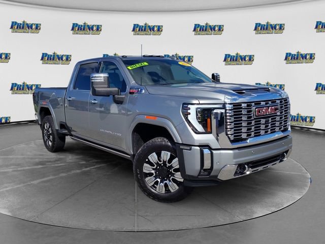 Used 2025 GMC Sierra 2500 Denali w/ Denali Reserve Package AWD/4WD image 3