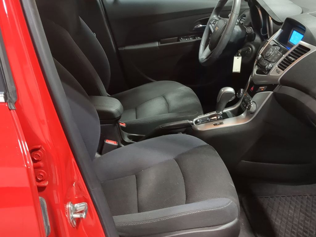 Used 2016 Chevrolet Cruze LT FWD image 24