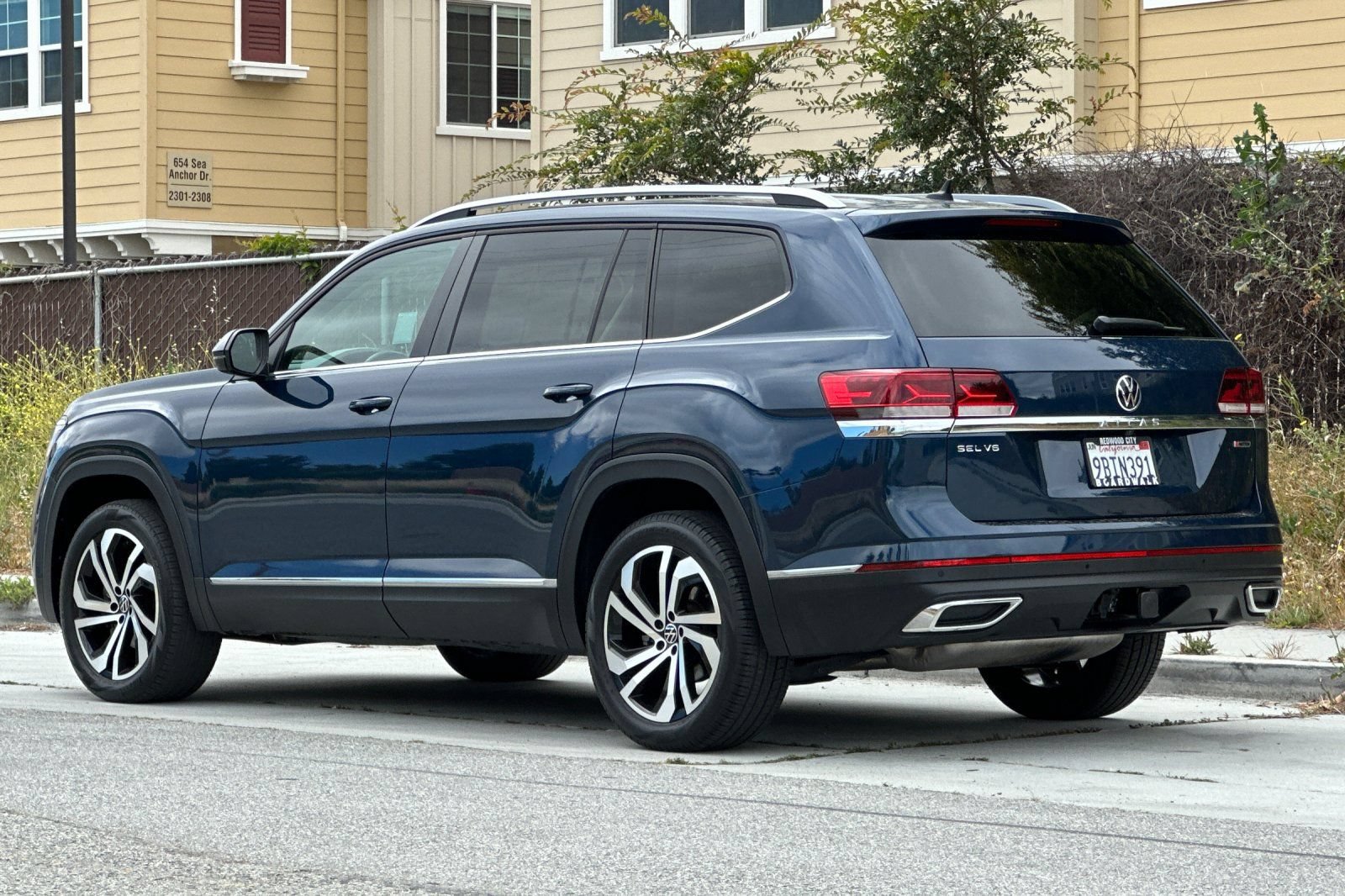 Used 2022 Volkswagen Atlas SEL AWD/4WD image 6