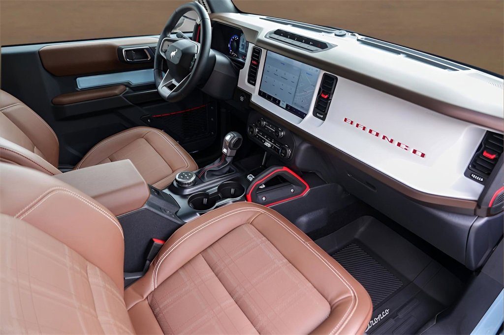 Used 2024 Ford Bronco Heritage Edition image 24