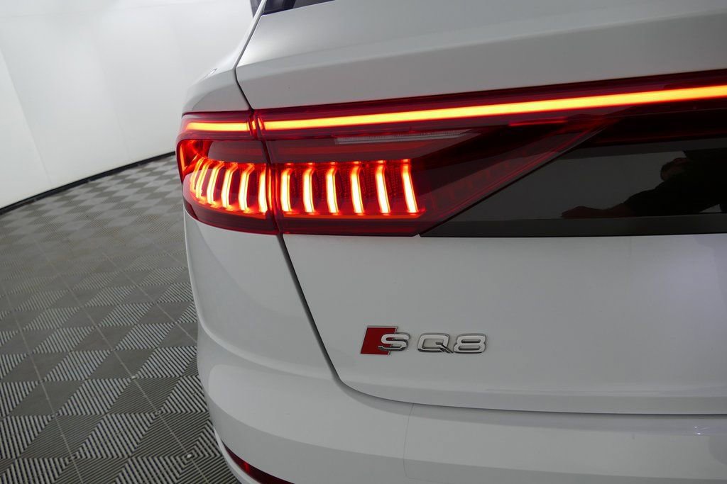 Used 2023 Audi SQ8 Prestige image 34