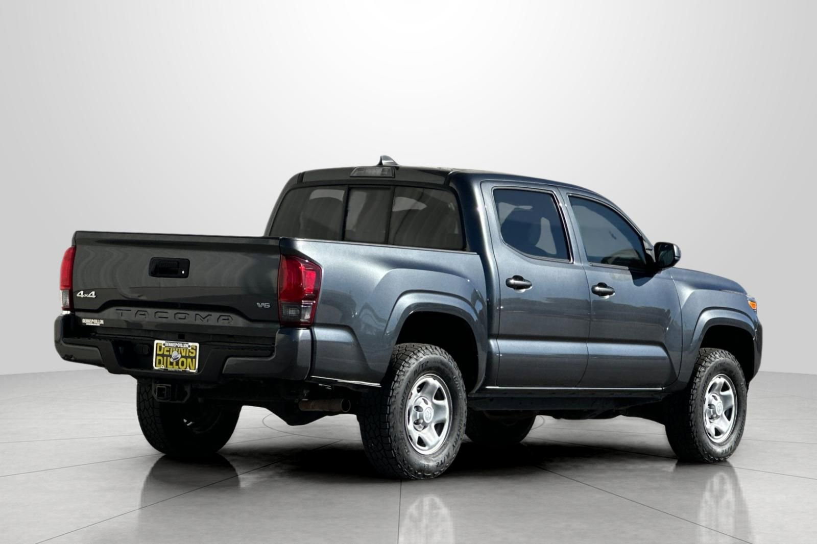 Used 2021 Toyota Tacoma SR image 4