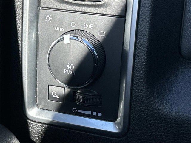 Used 2018 RAM 1500 Big Horn image 28