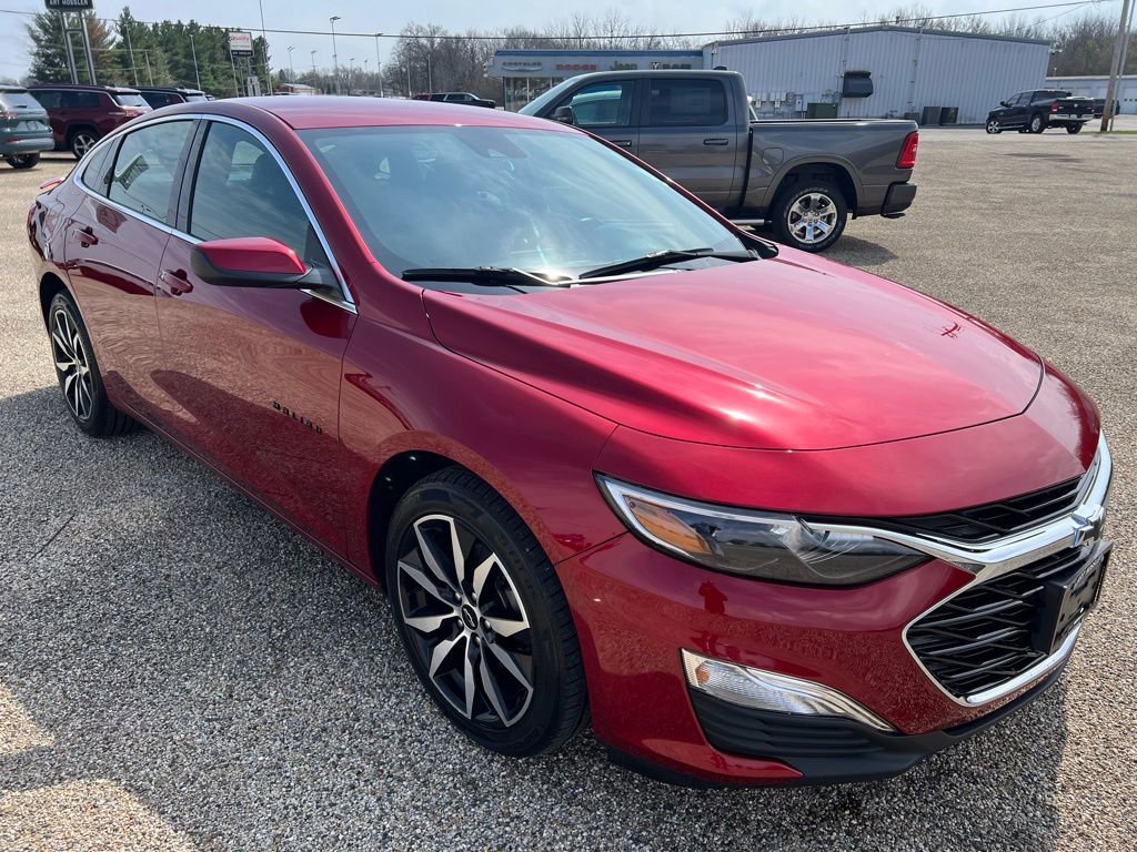 Used 2024 Chevrolet Malibu RS w/ LPO, Floor Liner Package image 5