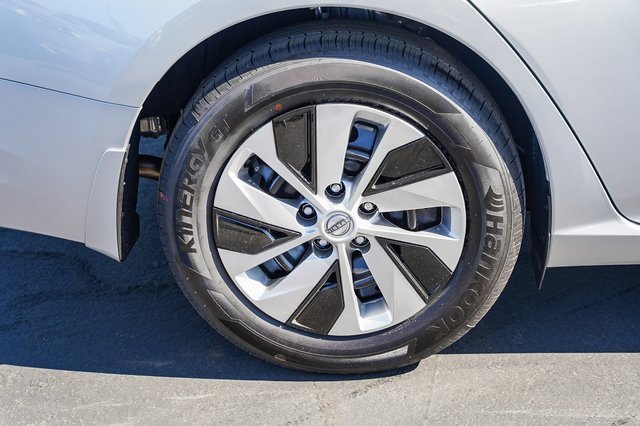 New 2025 Nissan Altima 2.5 S image 9