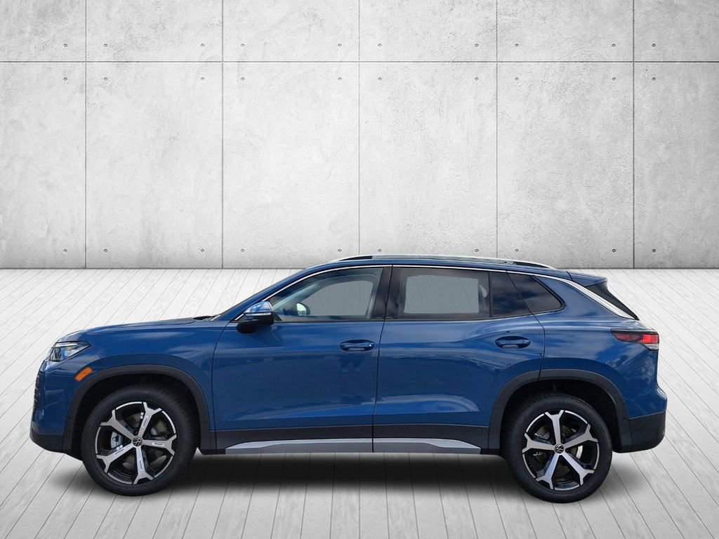 New 2025 Volkswagen Tiguan SE image 8