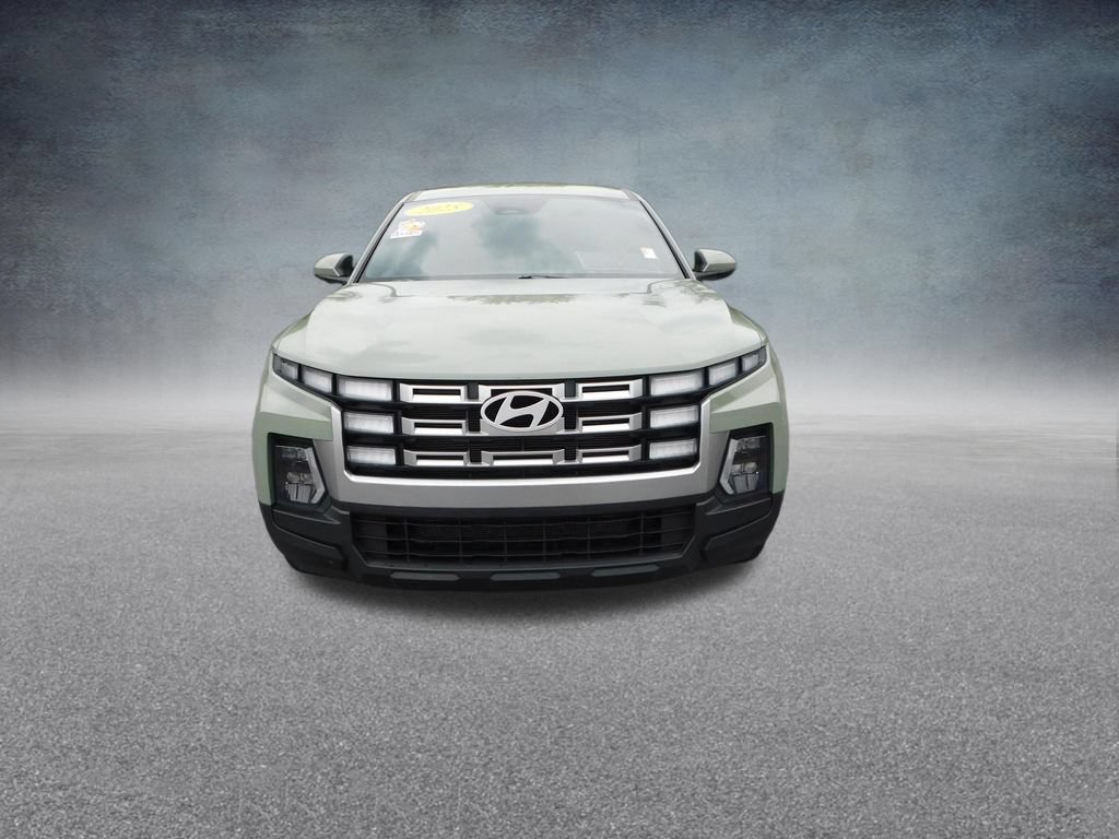 Used 2025 Hyundai Santa Cruz SE FWD image 10