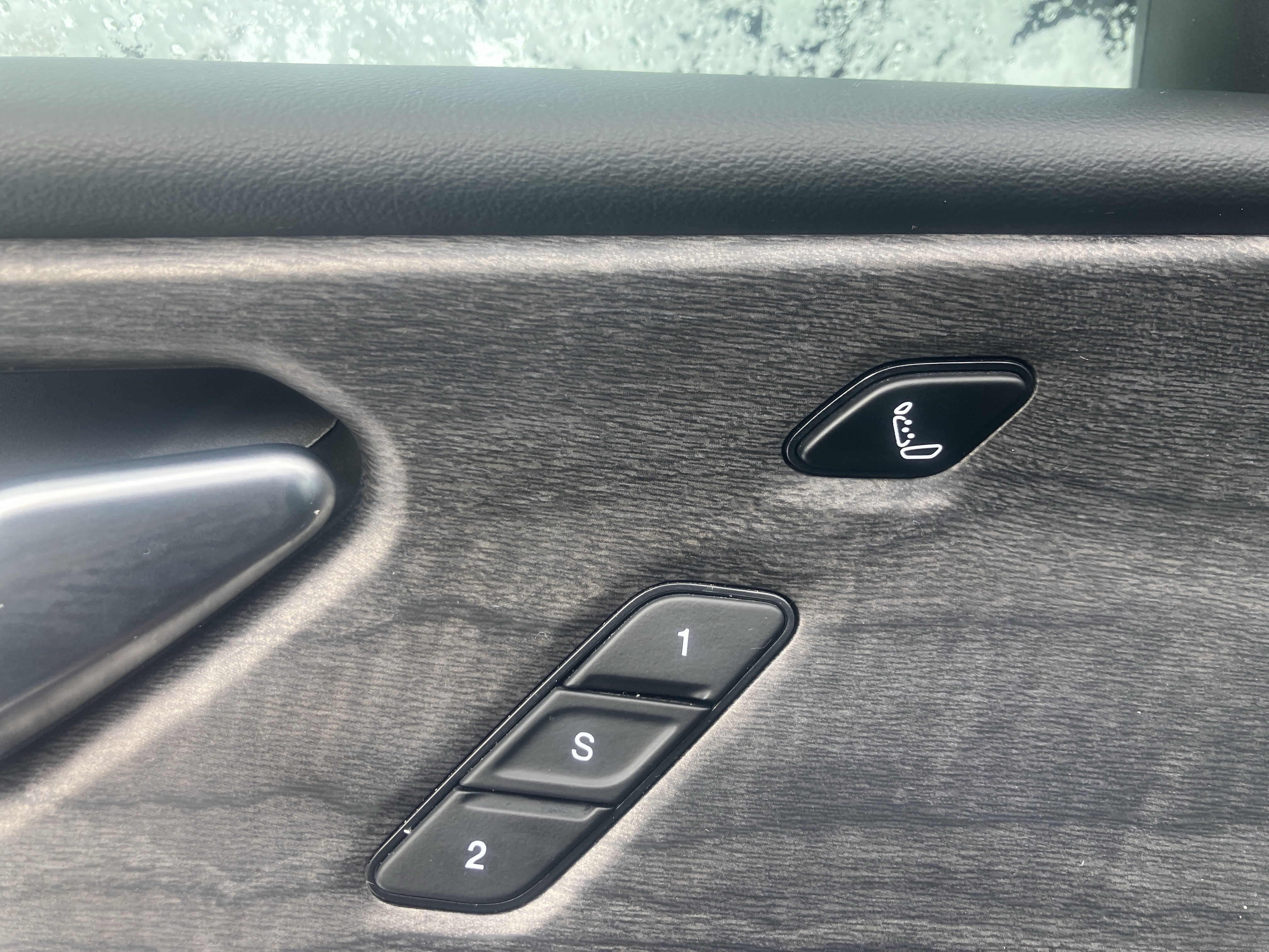 Used 2021 Jeep Grand Cherokee L Overland w/ Luxury Tech Group IV image 25