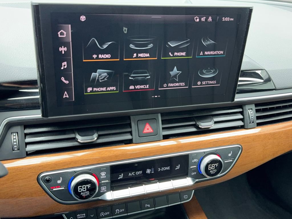 Used 2023 Audi A4 2.0T Premium w/ Convenience Package image 28