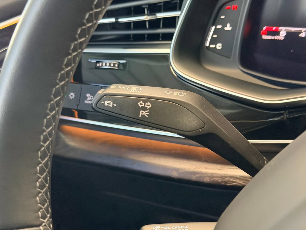 Used 2023 Audi Q8 Premium Plus w/ Premium Plus Package AWD/4WD image 14