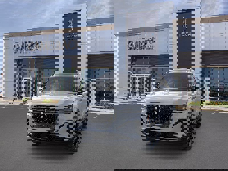 New 2026 Lincoln Nautilus Reserve image 2