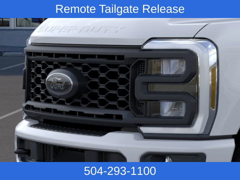 New 2025 Ford F350 XLT w/ Black Appearance Package image 17
