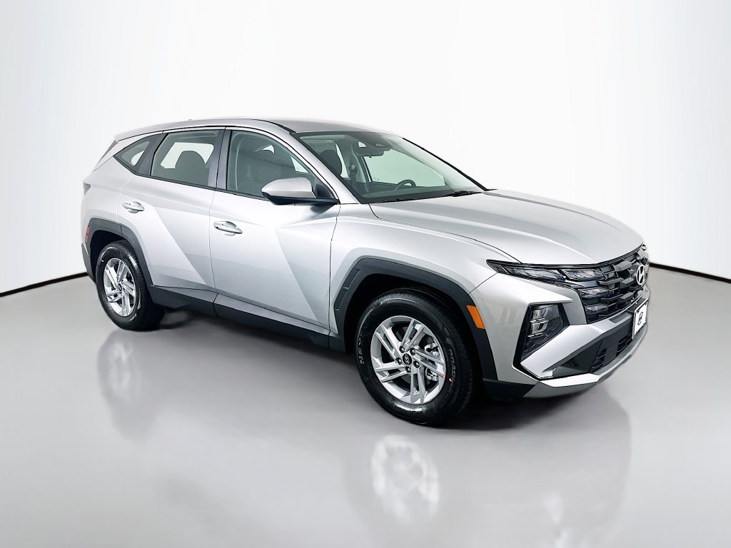 New 2026 Hyundai Tucson SE FWD image 3