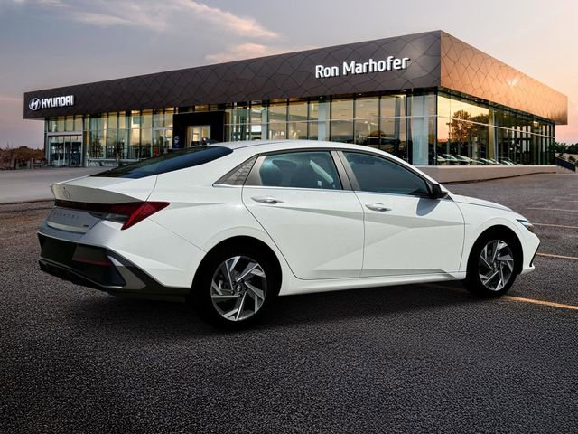 New 2025 Hyundai Elantra Limited image 8