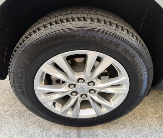 Used 2021 Cadillac XT5 Luxury w/ LPO, Floor Liner Package FWD image 30