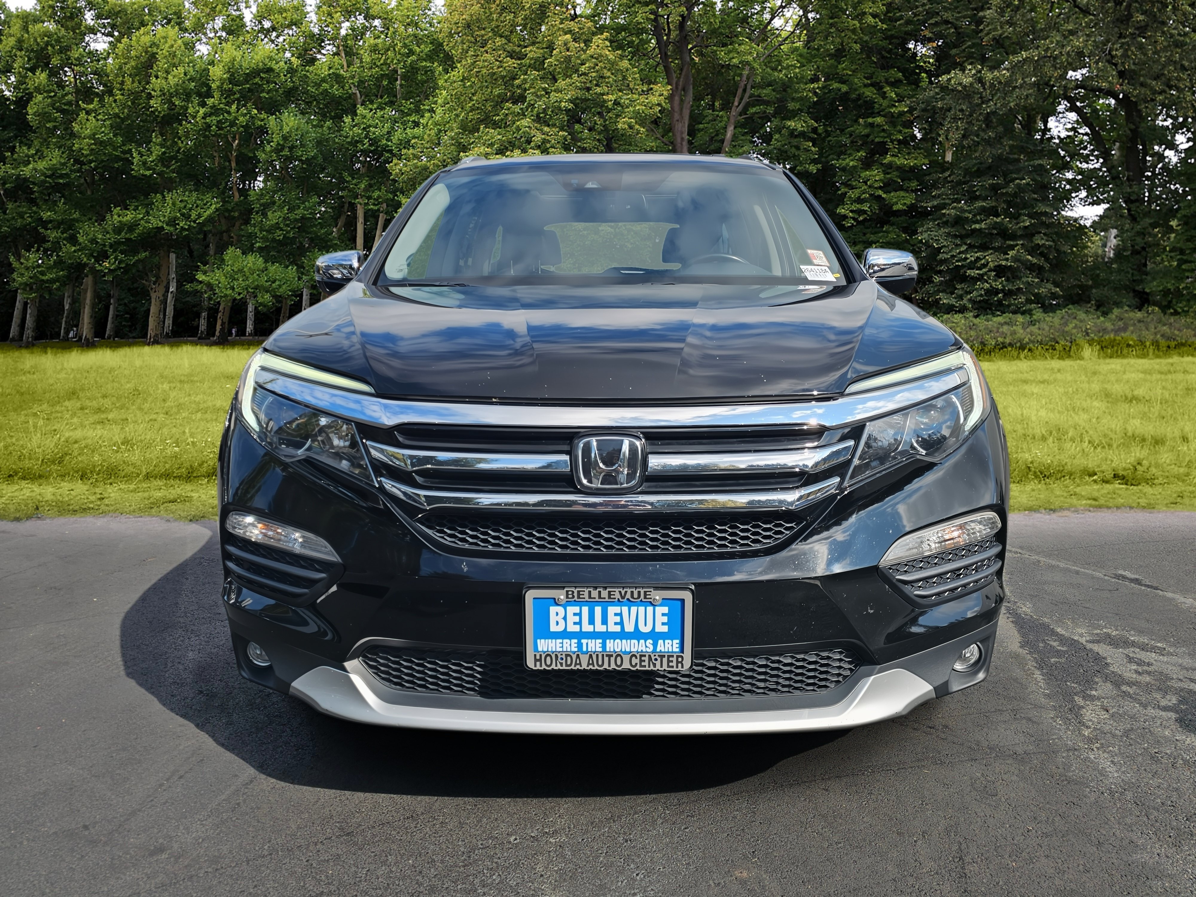 Used 2016 Honda Pilot Elite image 2